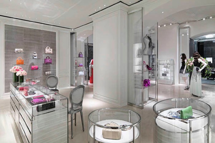 Christian Dior augmentera ses prix en Russie de 15 à 20 pour cent Christian Dior augmentera ses prix en Russie de 15 à 20 pour cent