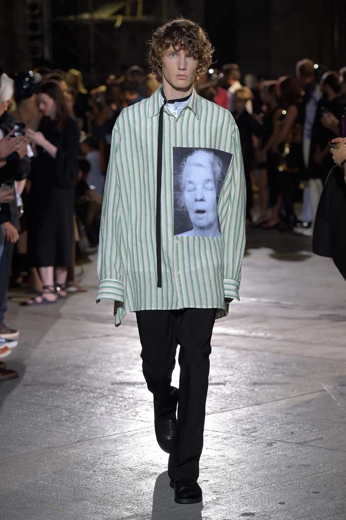 Highlights: le défilé Raf Simons SS17 à Pitti Uomo Highlights: le défilé Raf Simons SS17 à Pitti Uomo
