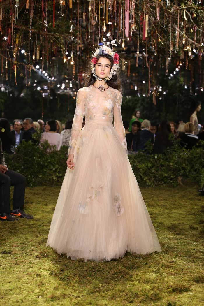 Haute couture: le Dior féérique de Maria Grazia Chiuri Haute couture: le Dior féérique de Maria Grazia Chiuri
