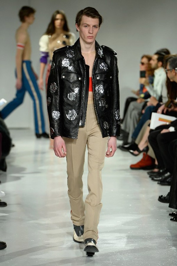 Raf Simons célèbre chez Calvin Klein la diversité de l'Amérique Raf Simons célèbre chez Calvin Klein la diversité de l'Amérique