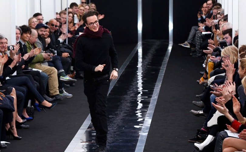 Loris Azzaro nomme Maxime Simoëns comme directeur artistique Loris Azzaro nomme Maxime Simoëns comme directeur artistique