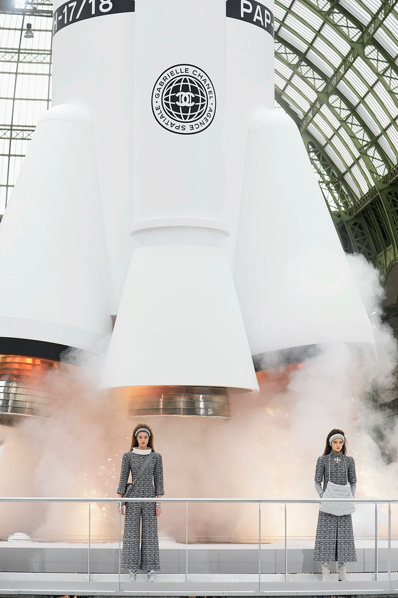 Fashion Week: Chanel à la conquête de l'espace Fashion Week: Chanel à la conquête de l'espace