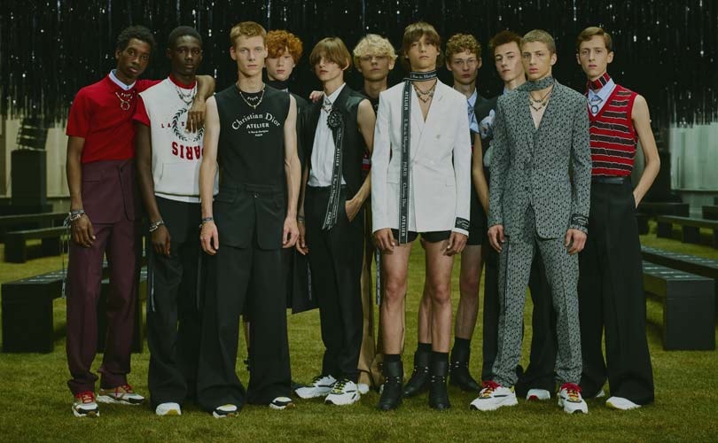 Défilés masculins: slogans et logos sont de sortie Défilés masculins: slogans et logos sont de sortie