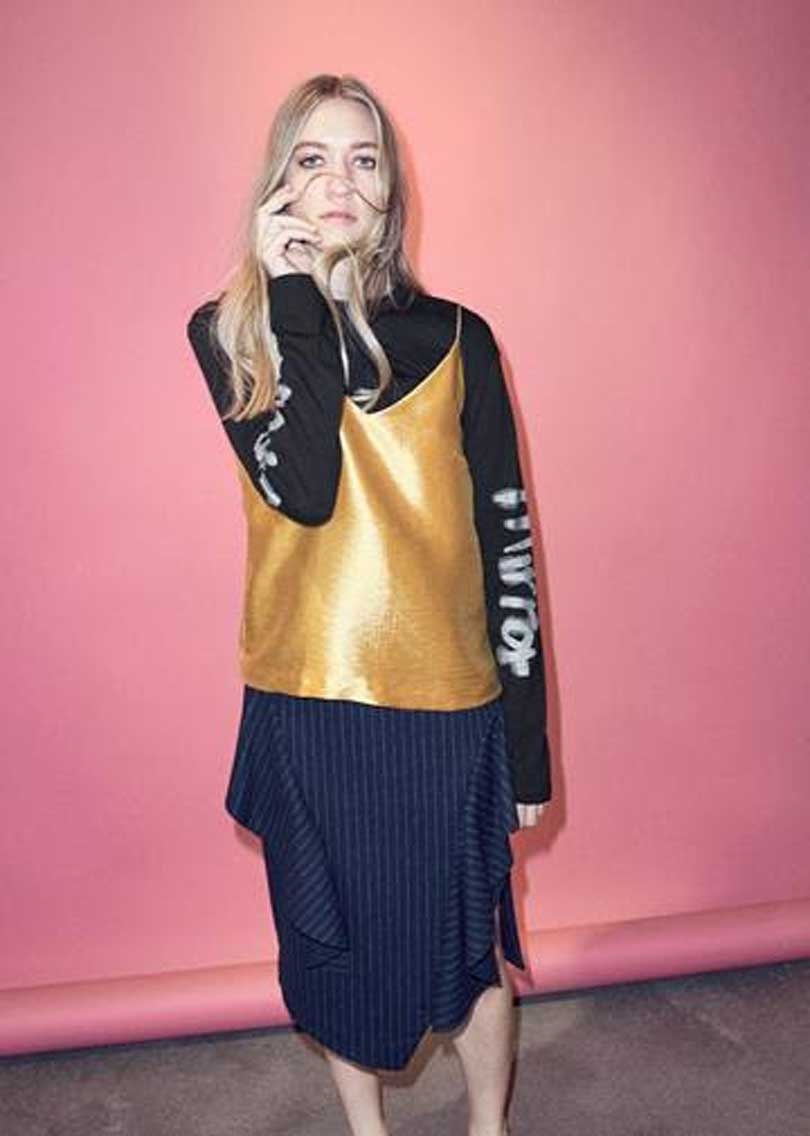 En image : Kim Gordon collabore avec & Other Stories En image : Kim Gordon collabore avec & Other Stories