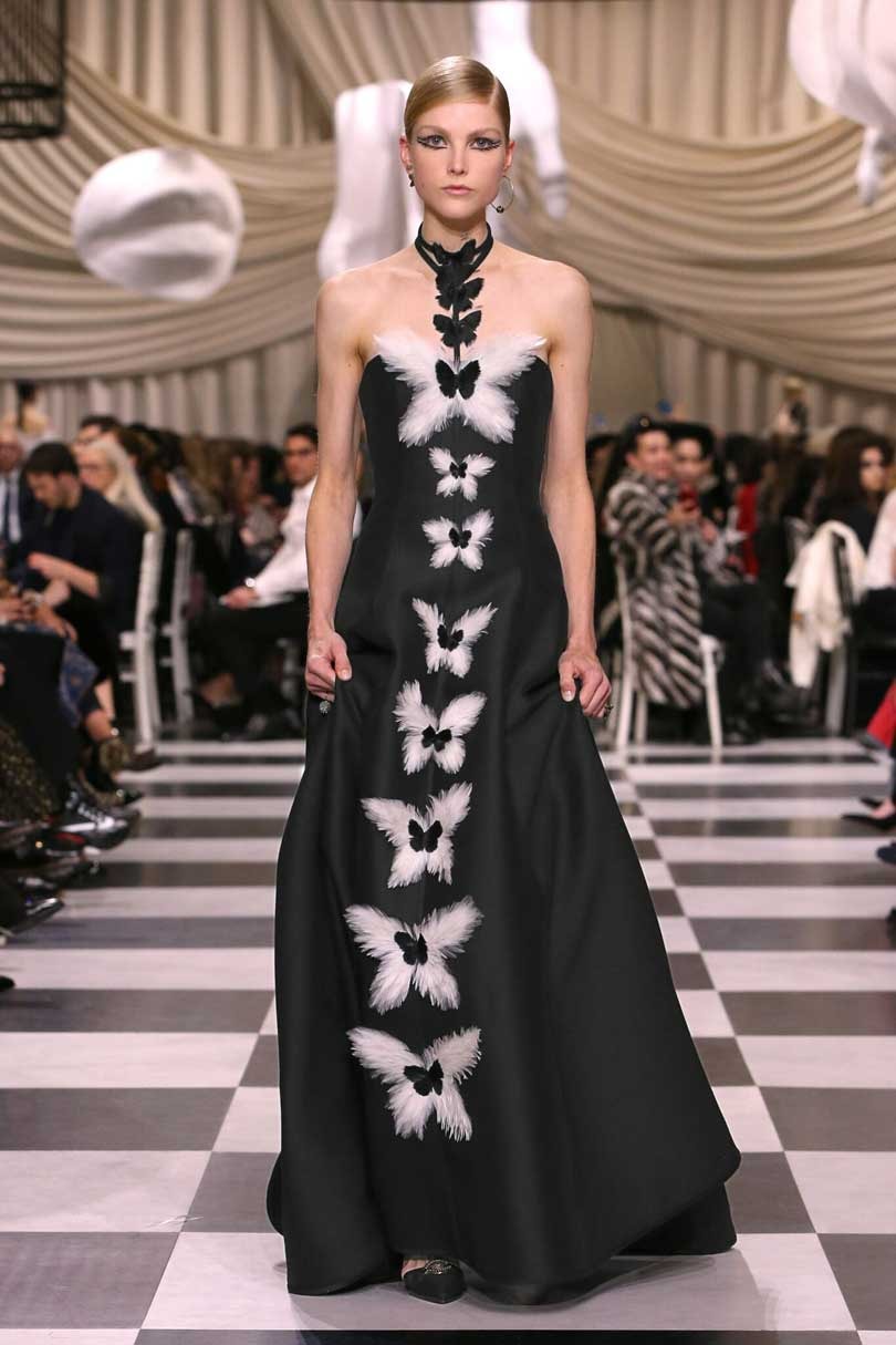 Haute couture: des défilés entre surréalisme et nature Haute couture: des défilés entre surréalisme et nature
