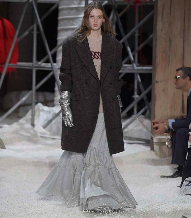 Simons poursuit son voyage dans l'Amérique des extrêmes avec Calvin Klein Simons poursuit son voyage dans l'Amérique des extrêmes avec Calvin Klein