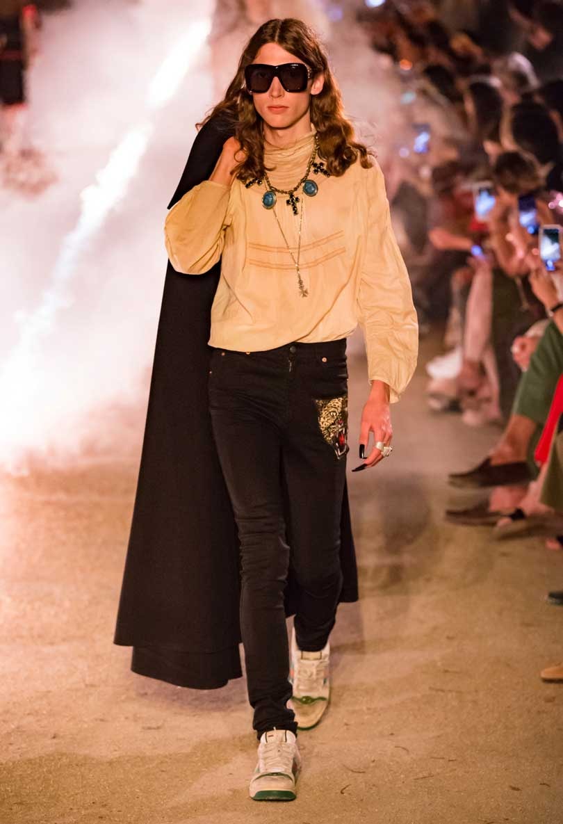 Spectaculaire défilé Gucci dans la nécropole romaine des Alyscamps à Arles Spectaculaire défilé Gucci dans la nécropole romaine des Alyscamps à Arles