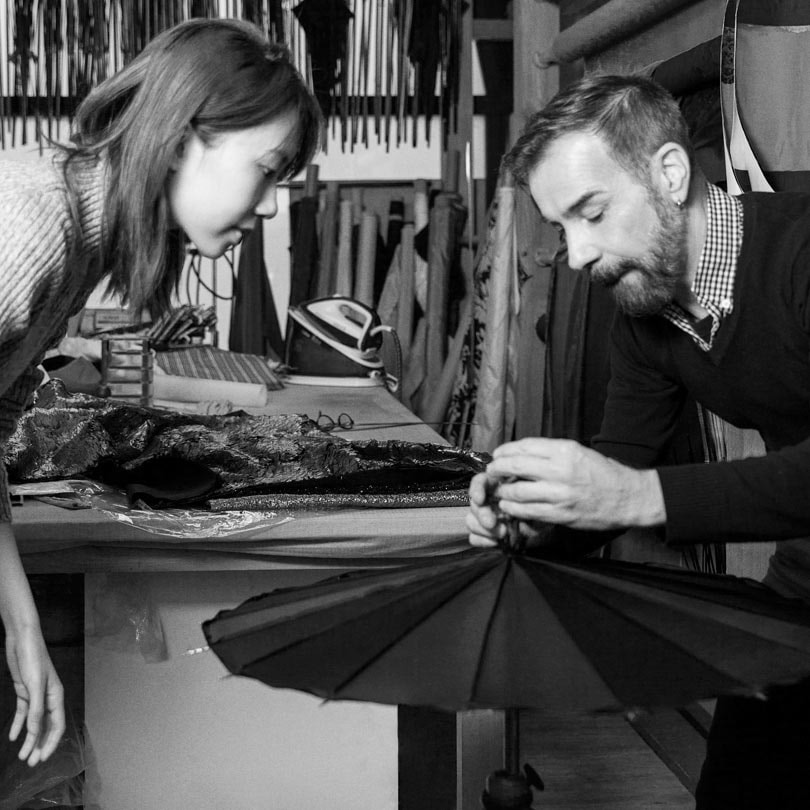 Parsons Paris "Hand in hand made" : collaboration avec 12 artisans de l'INMA Parsons Paris "Hand in hand made" : collaboration avec 12 artisans de l'INMA
