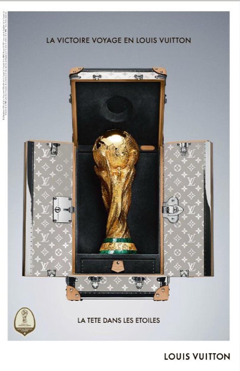 Coupe du monde 2018 : les fans assaillent la boutique Nike des Champs-Elysées Coupe du monde 2018 : les fans assaillent la boutique Nike des Champs-Elysées