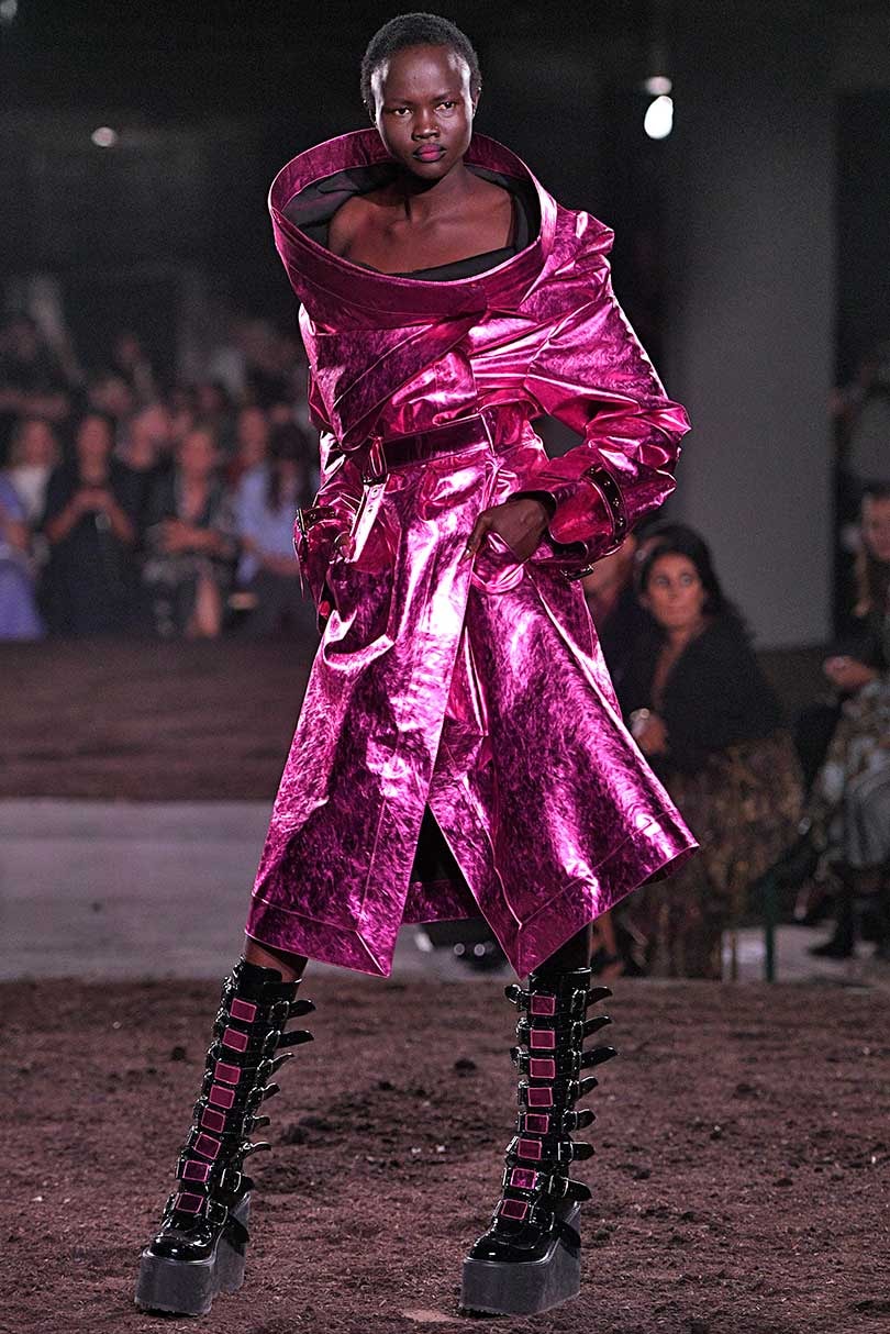 Fashion Week de Londres: Gareth Pugh en mode dystopique Fashion Week de Londres: Gareth Pugh en mode dystopique
