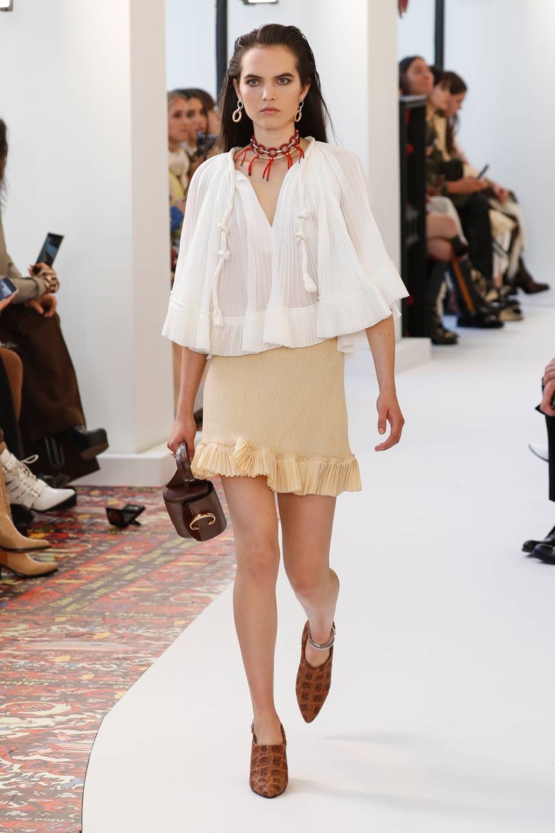 Micro-sacs et maxi-lunettes: les grandes tendances de la Fashion week de Paris Micro-sacs et maxi-lunettes: les grandes tendances de la Fashion week de Paris