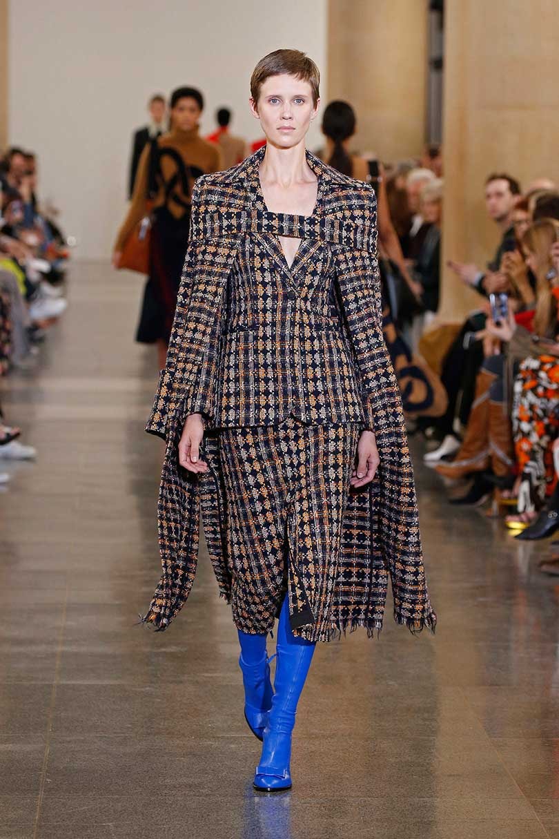 Victoria Beckham convoque les seventies à la Fashion Week de Londres Victoria Beckham convoque les seventies à la Fashion Week de Londres