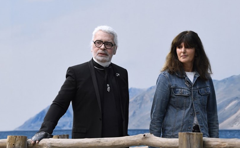 Un an plus tard : comment Chanel, Fendi et la marque Karl Lagerfeld ont continué sans Karl Un an plus tard : comment Chanel, Fendi et la marque Karl Lagerfeld ont continué sans Karl