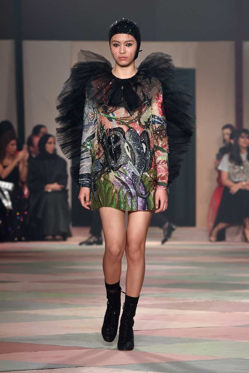 Dior dévoile une collection "capsule" à son premier défilé à Dubaï Dior dévoile une collection "capsule" à son premier défilé à Dubaï