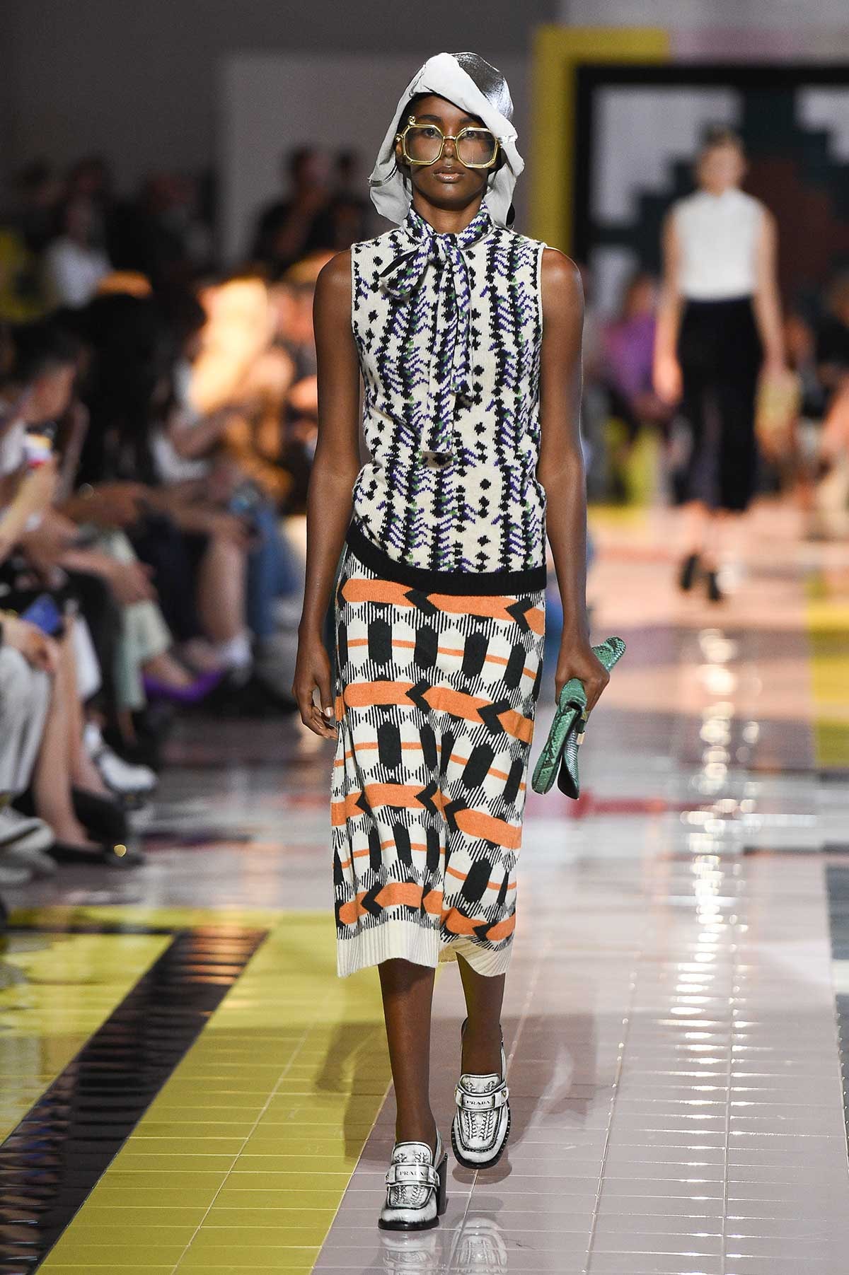 Milan Fashion Week : Miuccia Prada veut briser « le rythme effréné de la mode » Milan Fashion Week : Miuccia Prada veut briser « le rythme effréné de la mode »