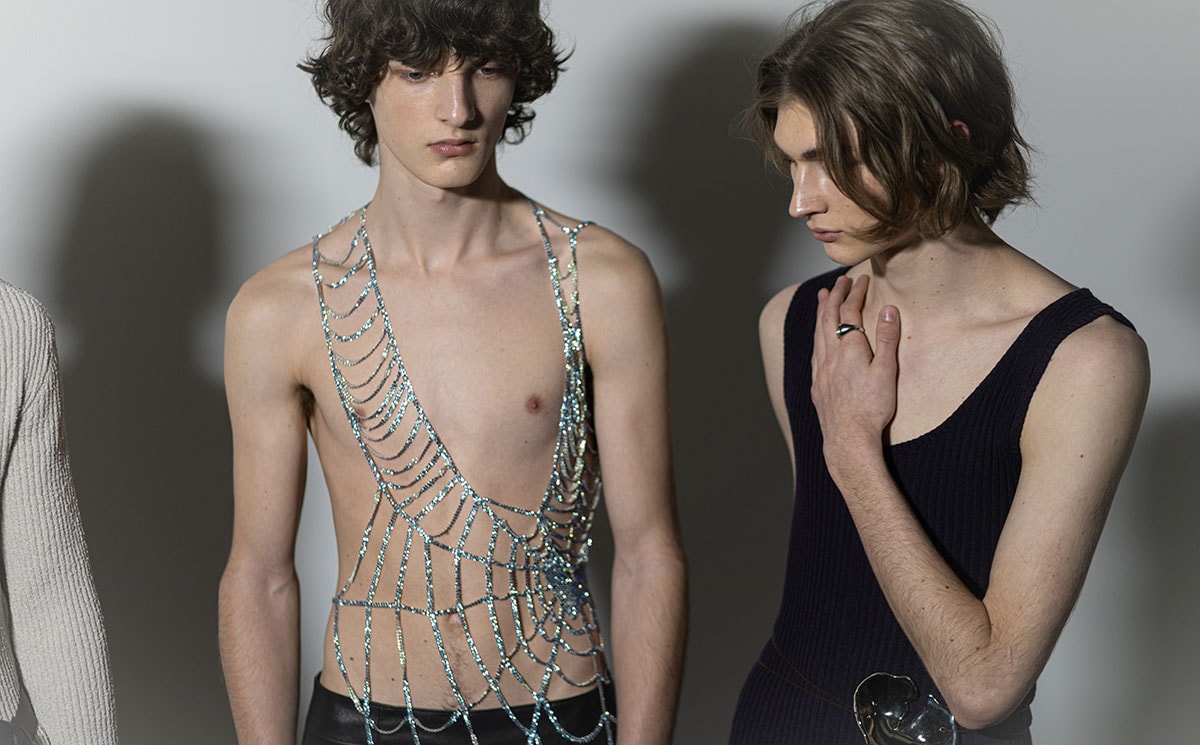 Paris Fashion Week : Ludovic de Saint Sernin et Palomo Spain utilisent des cristaux Swarovski Paris Fashion Week : Ludovic de Saint Sernin et Palomo Spain utilisent des cristaux Swarovski