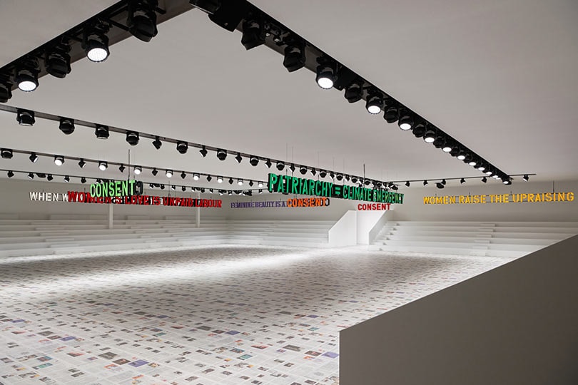 Paris Fashion Week : Dior poursuit sa veine féministe Paris Fashion Week : Dior poursuit sa veine féministe