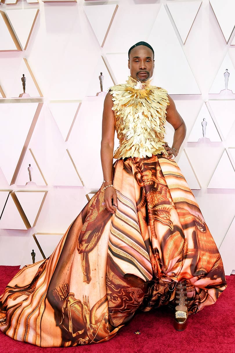 Les tenues des Oscars: du rose, du noir et des messages brodés Les tenues des Oscars: du rose, du noir et des messages brodés