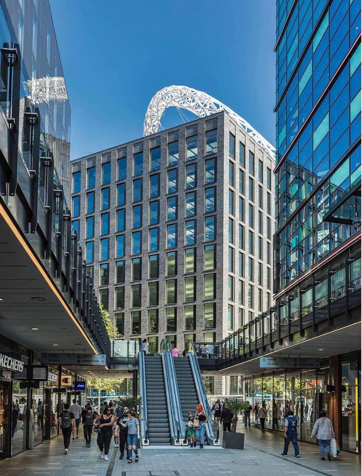 Tommy Hilfiger ouvrira une boutique pour enfants au London Designer Outlet Tommy Hilfiger ouvrira une boutique pour enfants au London Designer Outlet