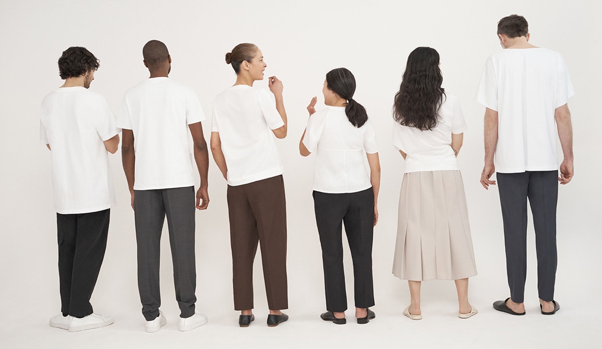 Avec sa nouvelle collection, Cos revisite le t-shirt blanc Avec sa nouvelle collection, Cos revisite le t-shirt blanc
