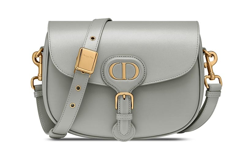 Dior présente les nouvelles couleurs du sac Bobby Dior présente les nouvelles couleurs du sac Bobby
