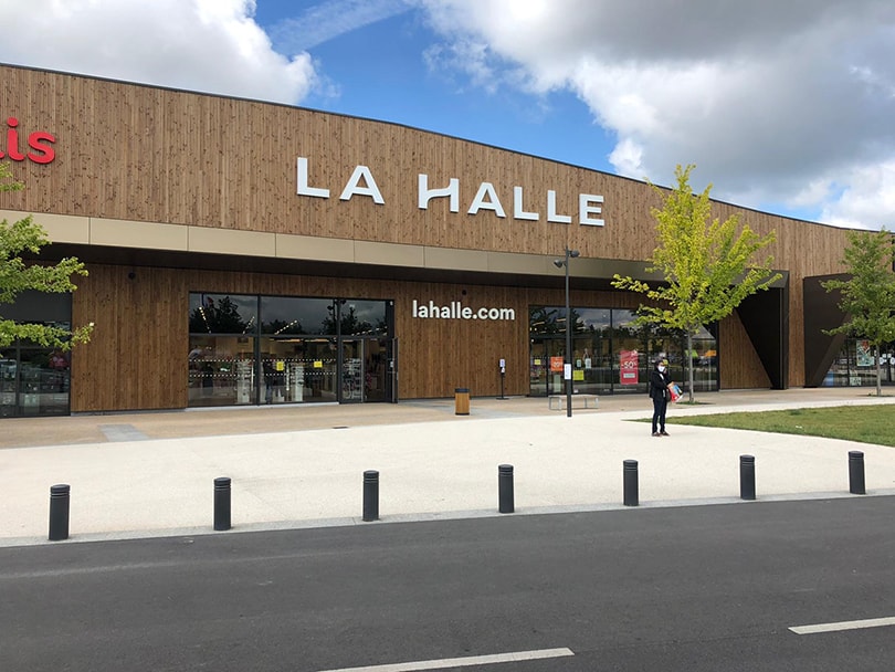 C-LOG annonce sa collaboration avec La Halle et le groupe Richemont C-LOG annonce sa collaboration avec La Halle et le groupe Richemont