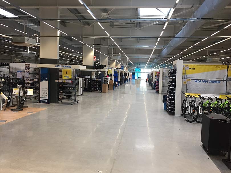 Decathlon inaugure un magasin à Monthieu Decathlon inaugure un magasin à Monthieu