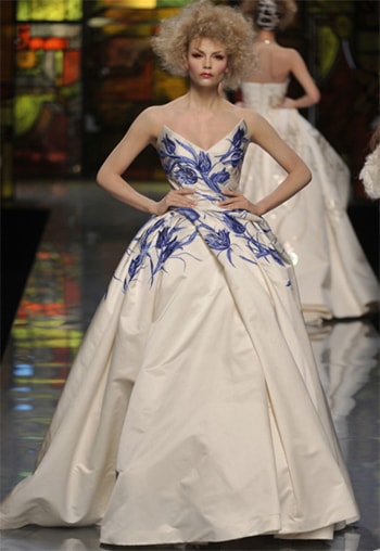 Raf Simons pour Dior rendez-vous en juillet Raf Simons pour Dior rendez-vous en juillet