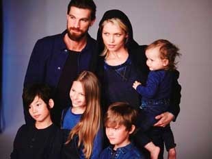 H&M continue en mode éco et lance Conscious Denim H&M continue en mode éco et lance Conscious Denim
